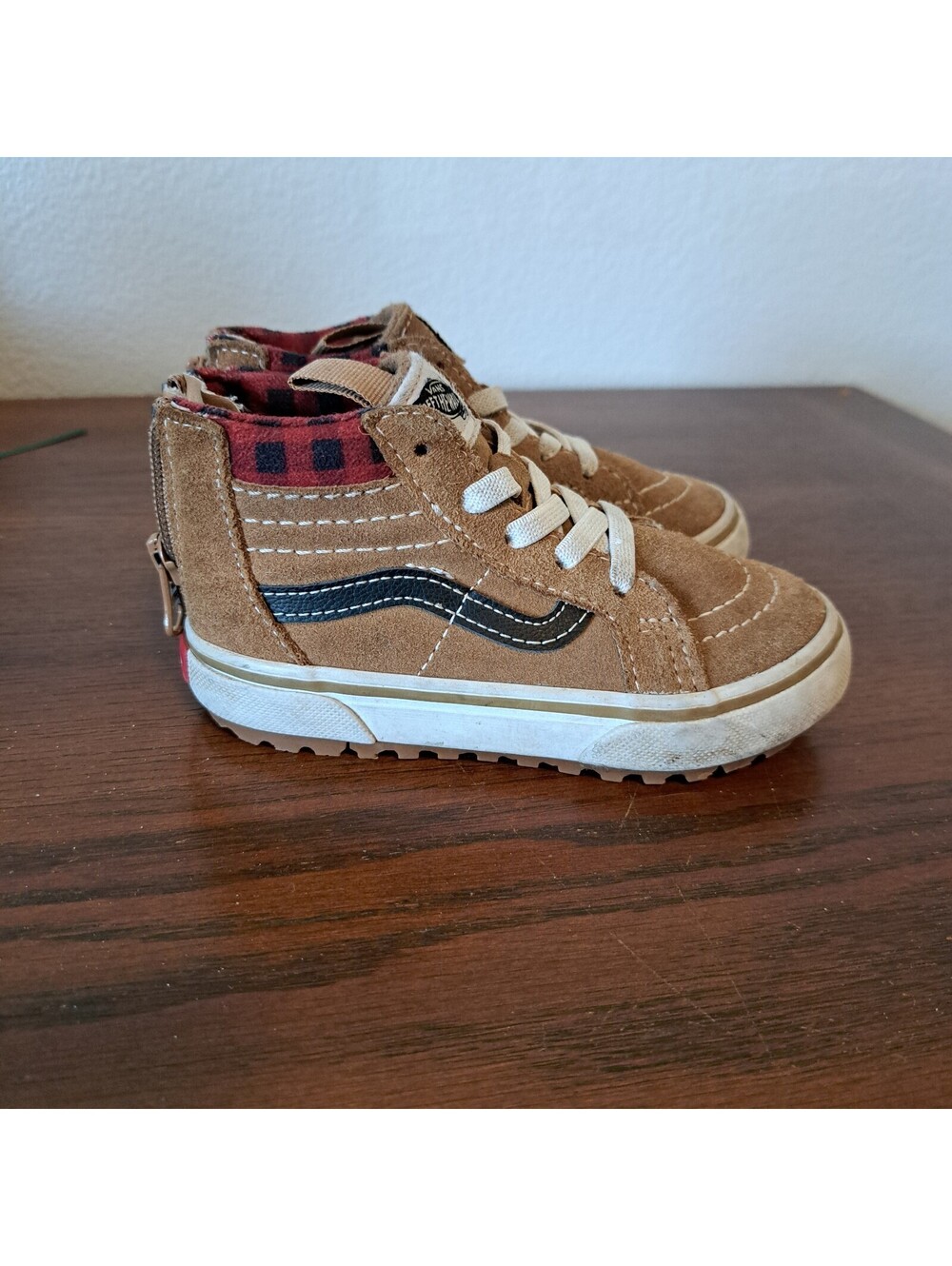 Vans Toddler Brown Suede High Top Sneakers with Red Plaid Collar kids Size 7